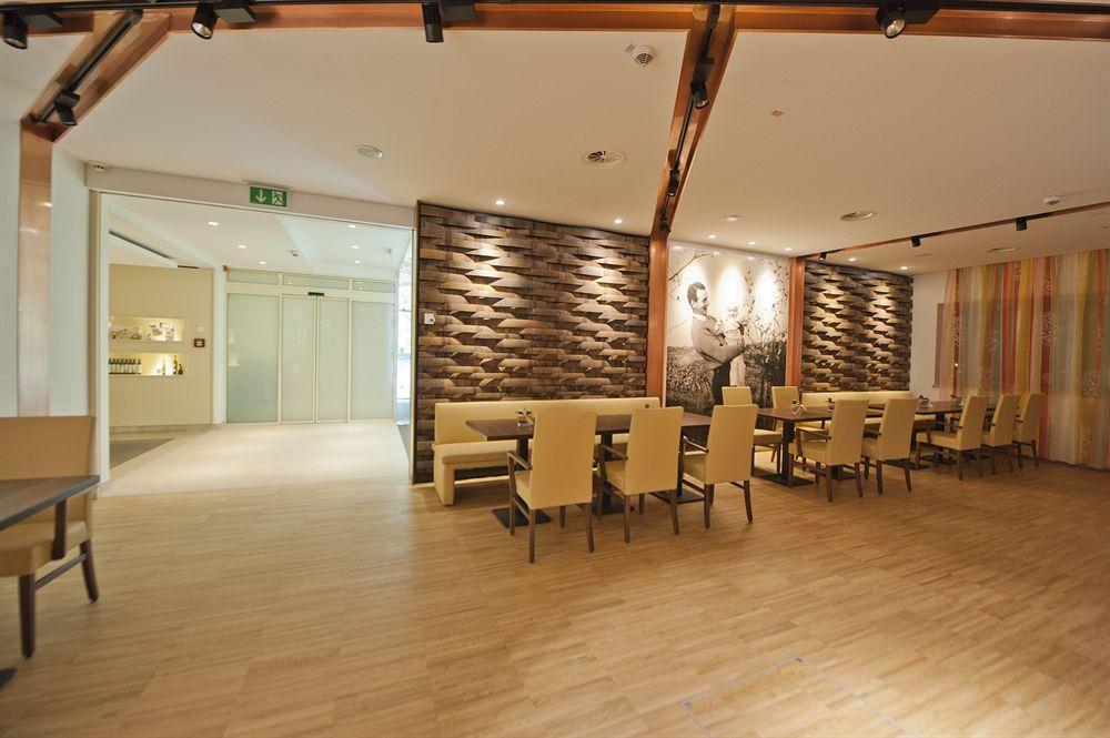 Genusshotel Riegersburg Exteriör bild
