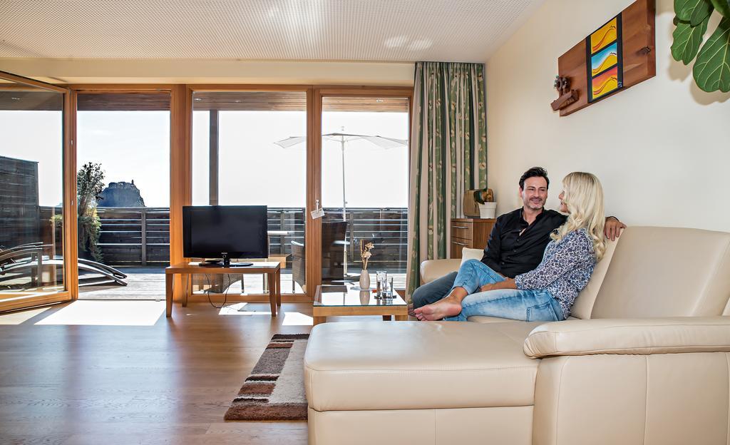 Genusshotel Riegersburg Exteriör bild